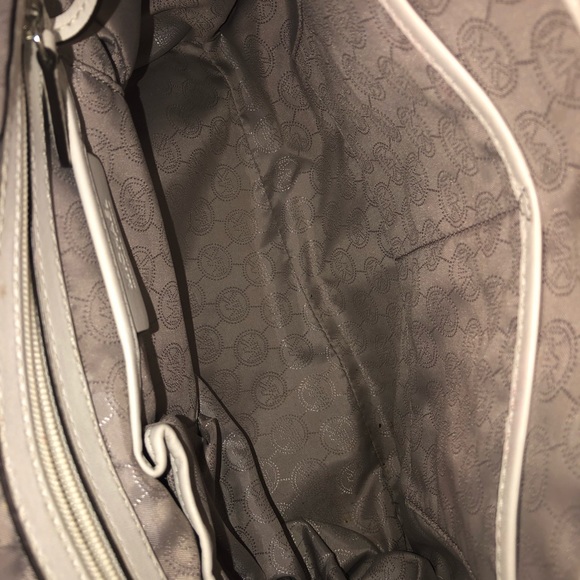 White Limited Edition Michael Kors Purse - Picture 6 of 7